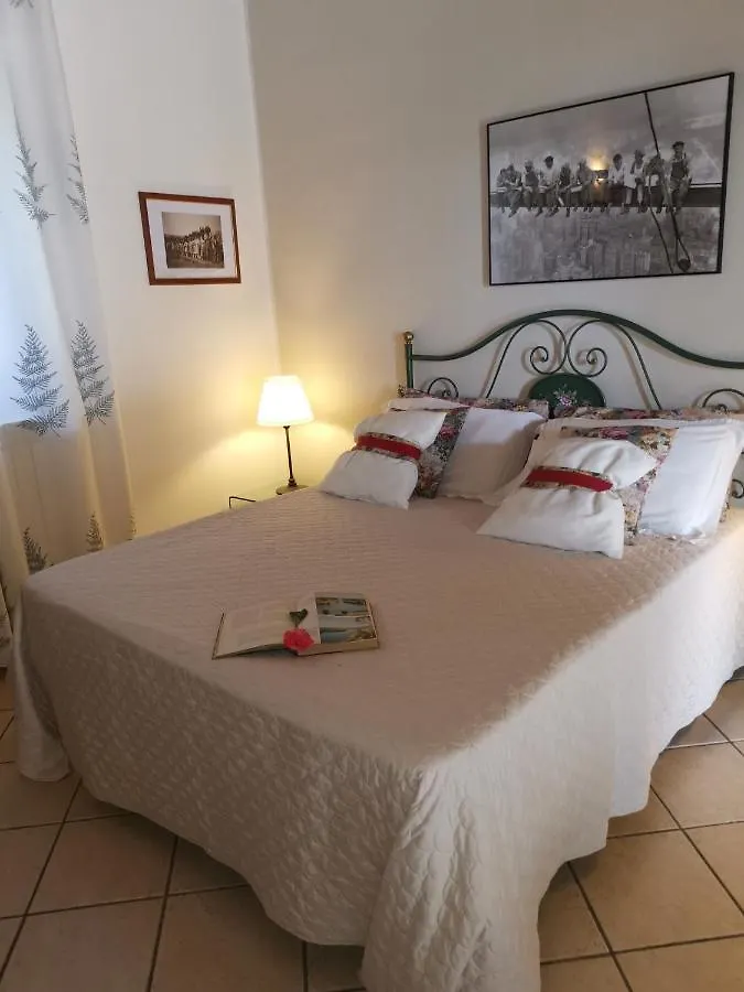 Casa di campagna Affittacamere La Fattoria Dei Nonni Paterno