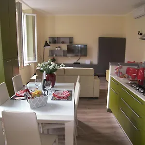  Apartment Casa Molinari Italien